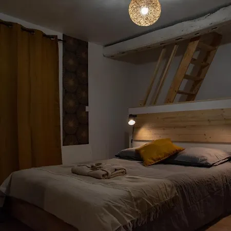 Apartment O Cosy , Duplex, Jacuzzi, Terrasse. Villedieu-les-Poeles-Rouffigny