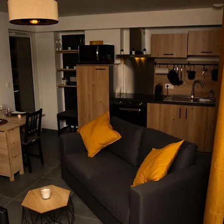 O Cosy , Duplex, Jacuzzi, Terrasse. Villedieu-les-Poeles-Rouffigny